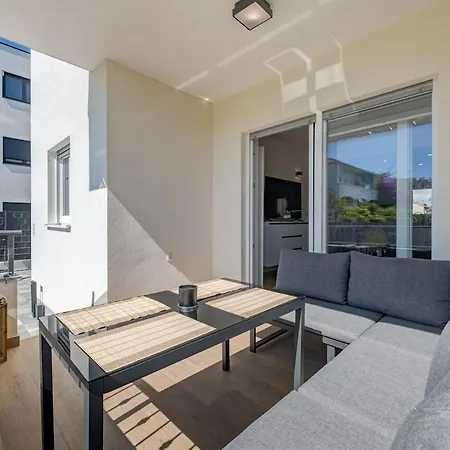 Luxury With Jacuzzi In 公寓