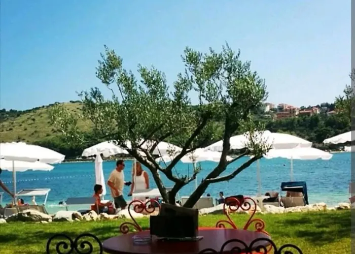 Apartamento Luxury With Jacuzzi In Trogir