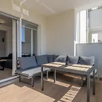 Apartment Luxury With Jacuzzi In *