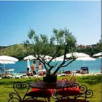 Apartment Luxury With Jacuzzi In Trogir