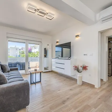 Διαμέρισμα Luxury With Jacuzzi In