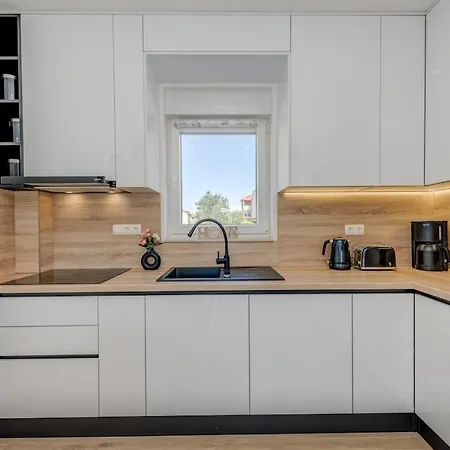 Luxury With Jacuzzi In