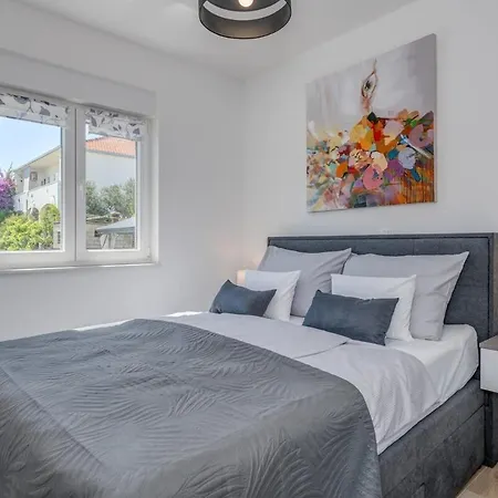 Διαμέρισμα Luxury With Jacuzzi In