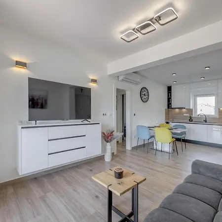 Luxury With Jacuzzi In Διαμέρισμα *