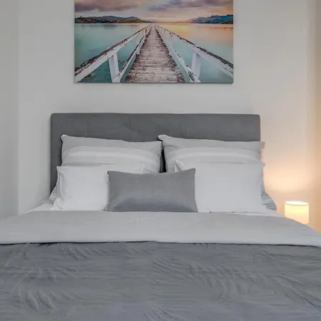 Διαμέρισμα Luxury With Jacuzzi In *