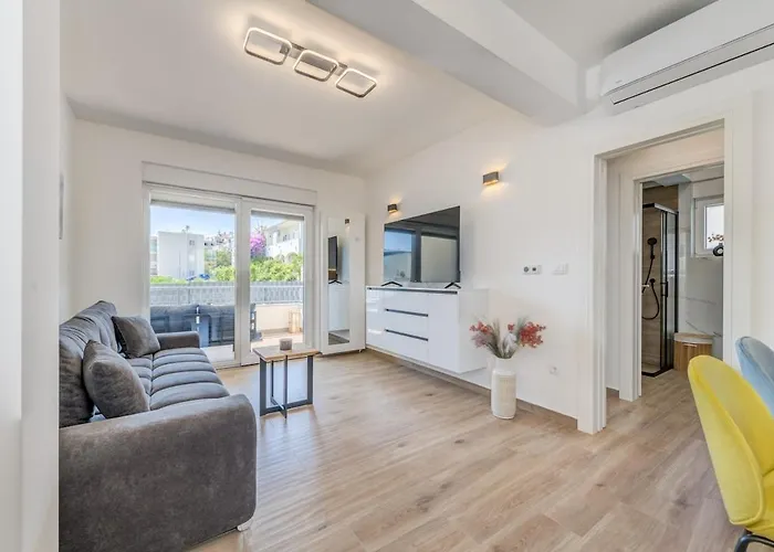 公寓 Luxury With Jacuzzi In