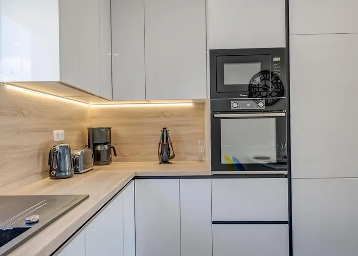 公寓 Luxury With Jacuzzi In 特罗吉尔